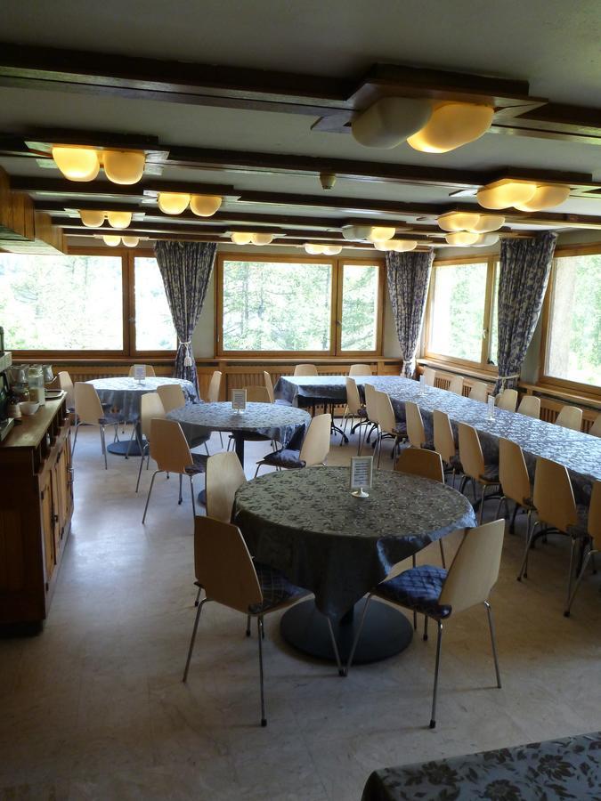 Chalet Les Melezes Bed & Breakfast Тин Екстериор снимка