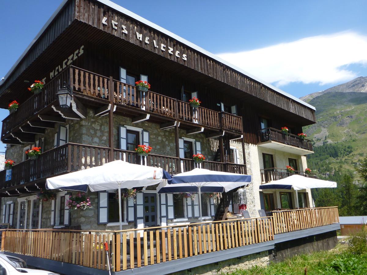 Chalet Les Melezes Bed & Breakfast Тин Екстериор снимка