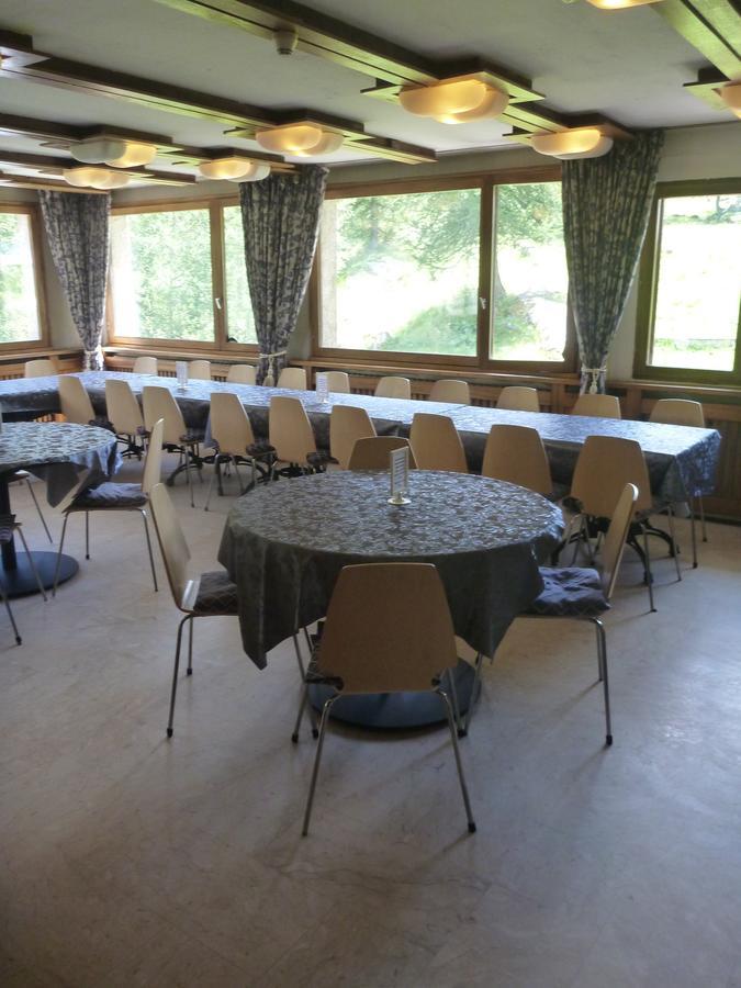 Chalet Les Melezes Bed & Breakfast Тин Екстериор снимка