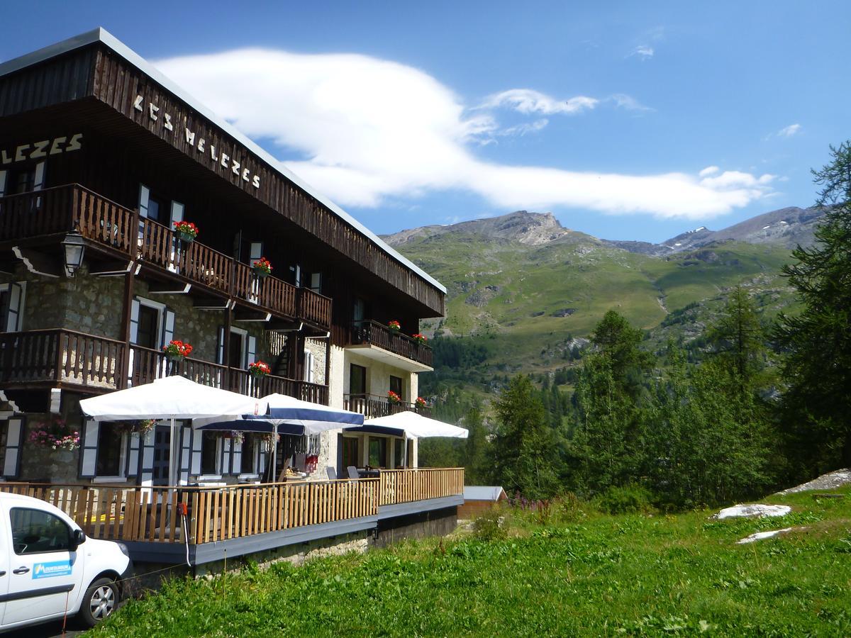 Chalet Les Melezes Bed & Breakfast Тин Екстериор снимка