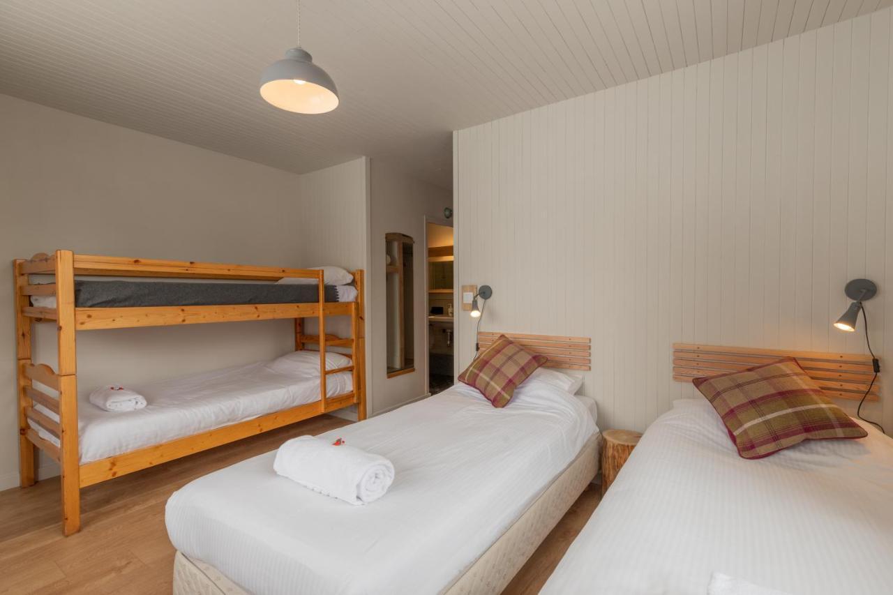 Chalet Les Melezes Bed & Breakfast Тин Екстериор снимка